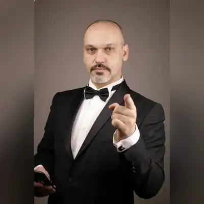 阎旭芝